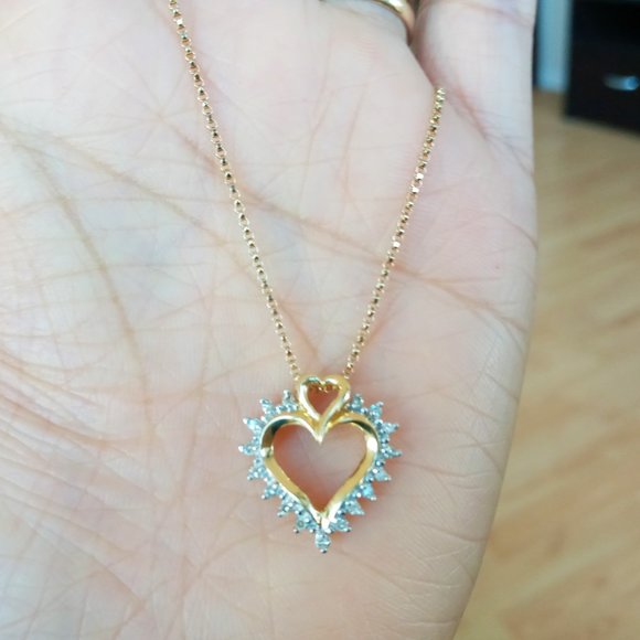 (SOLD) 14K Yellow Gold Heart Shaped x17 Diamond Pendant Necklace - Picture 7 of 13